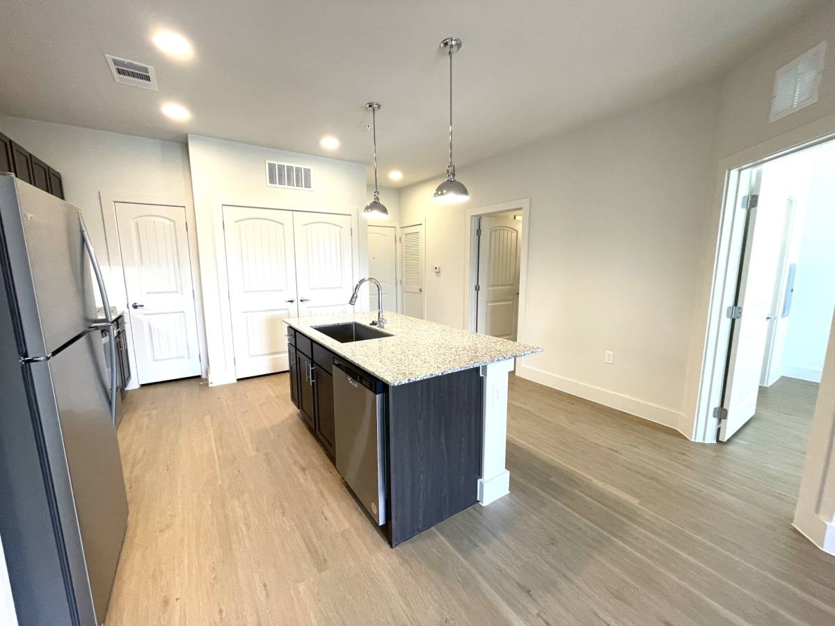 Apartment for rent at 350 Star Ranch Blvd, Hutto, TX 78634