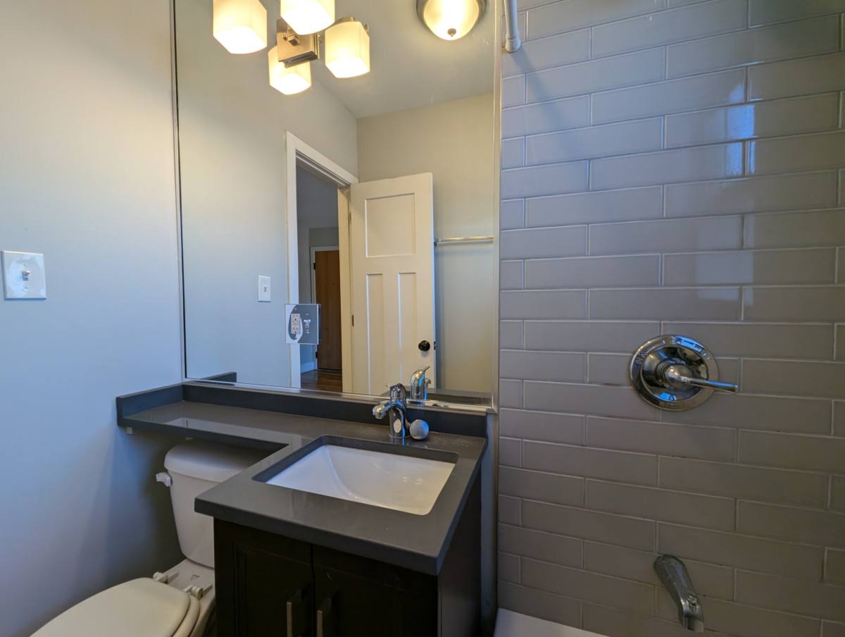 Apartment for rent at 2900 N Mildred, Chicago, IL 60657