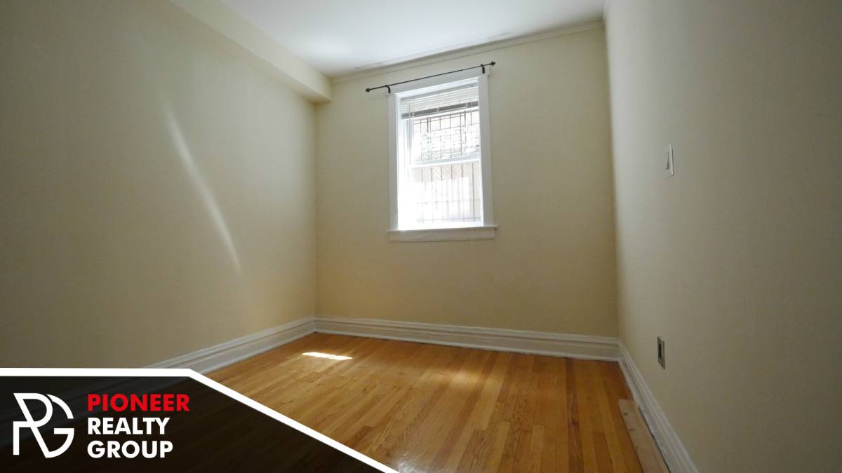 Apartment for rent at 550 W Aldine, Chicago, IL 60657