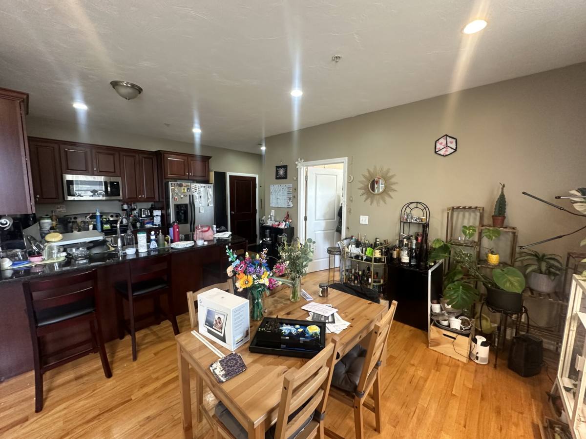 Apartment for rent at 100 Fellsway W, Somerville, MA 02145