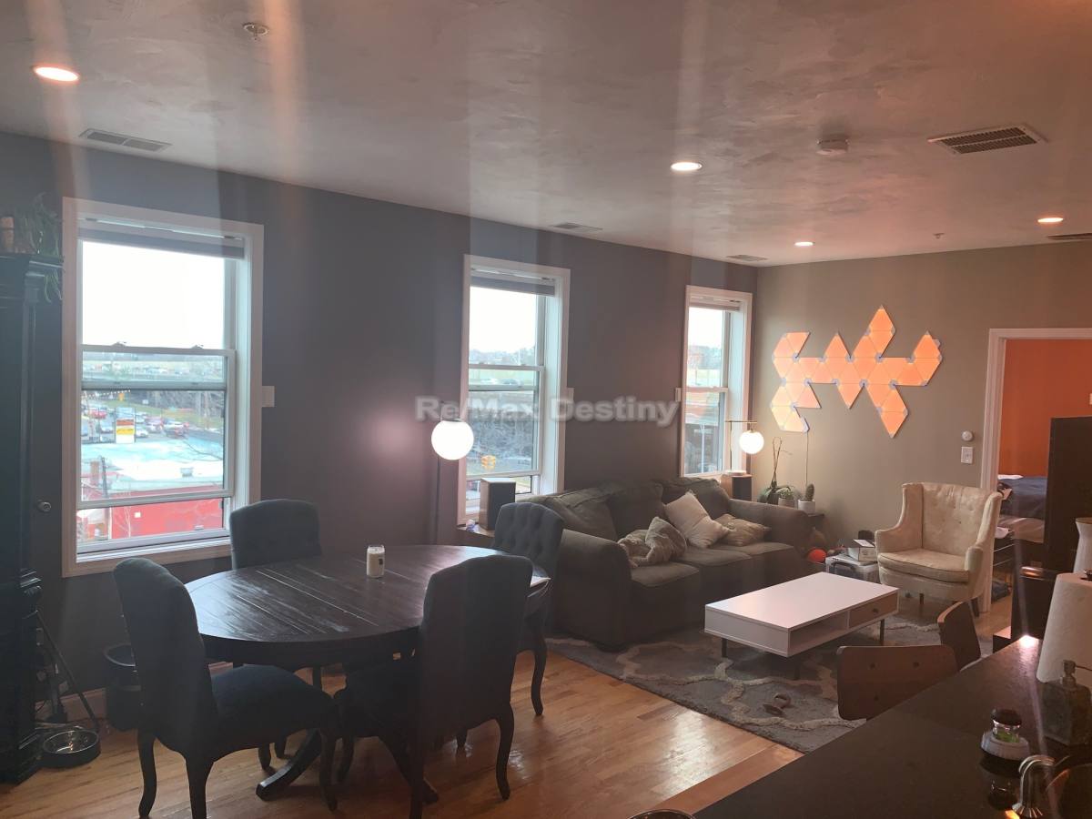Apartment for rent at 100 Fellsway W, Somerville, MA 02145