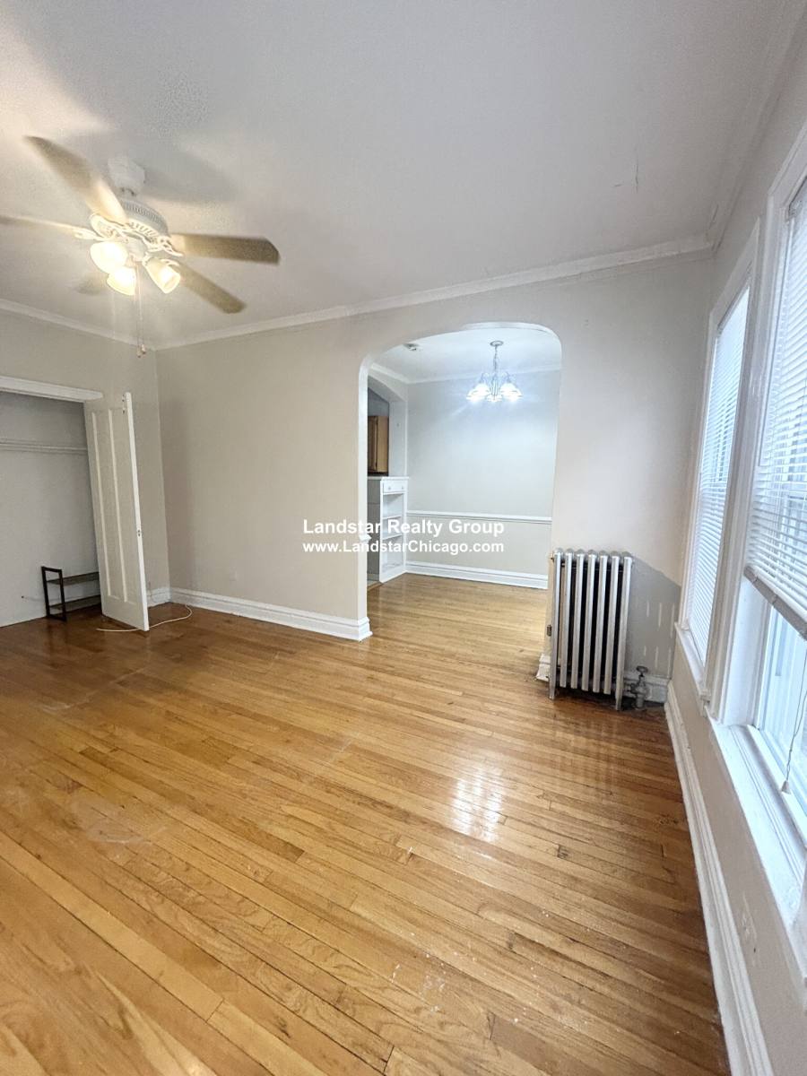 Apartment for rent at 4931 N Whipple, Chicago, IL 60625