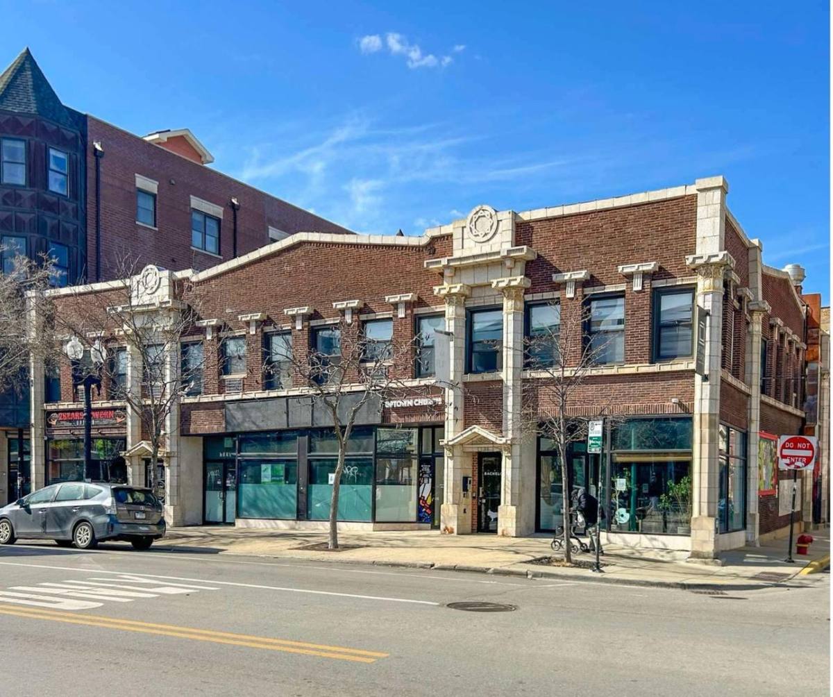 Apartment for rent at 1136 W Wilson Ave #229, Chicago, IL 60640