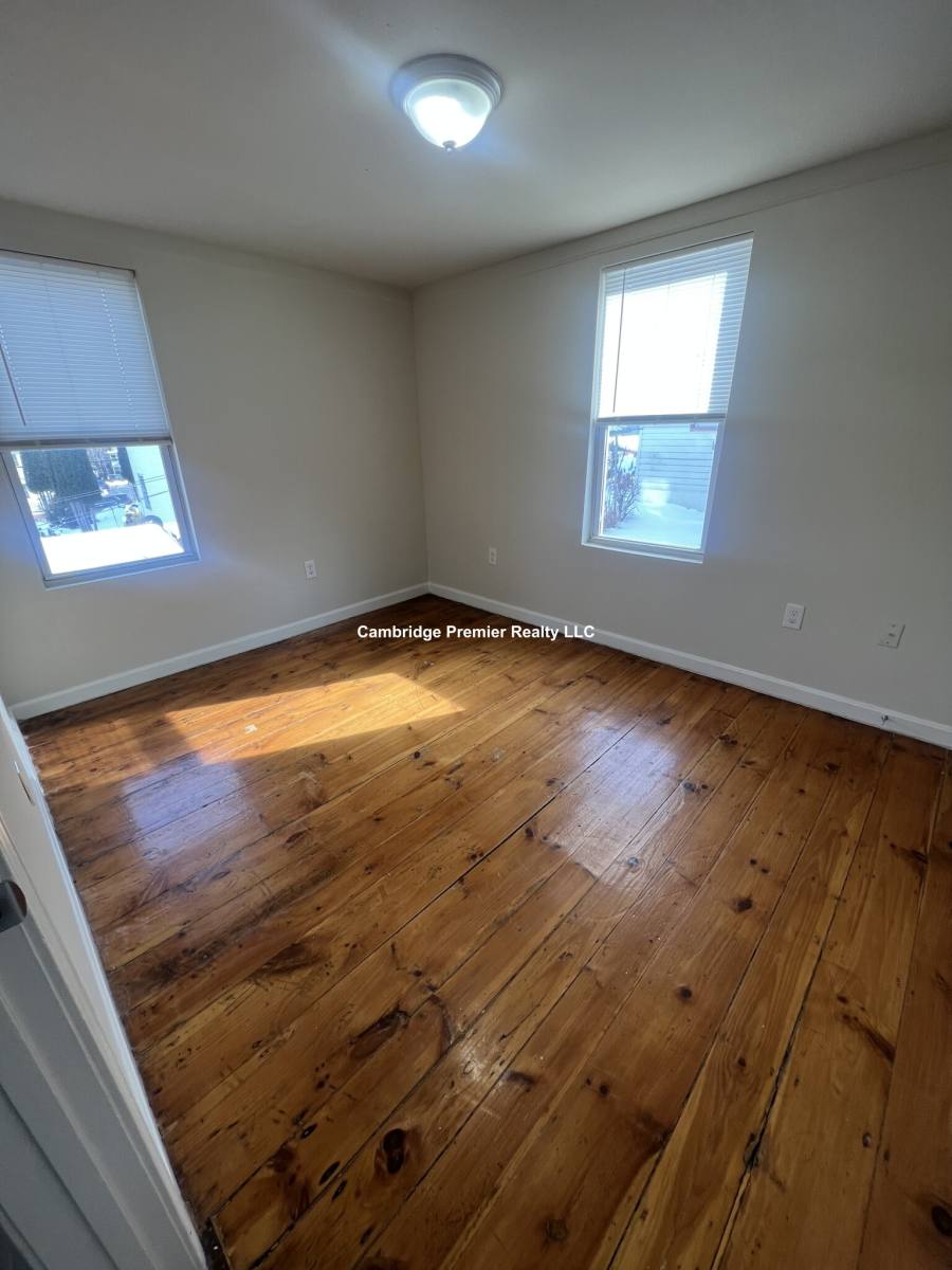 Apartment for rent at 16 Union St, Lowell, MA 01852