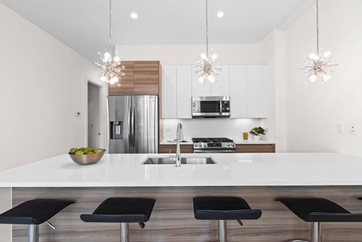Apartment for rent at 159 W N Ave, Chicago, IL 60610