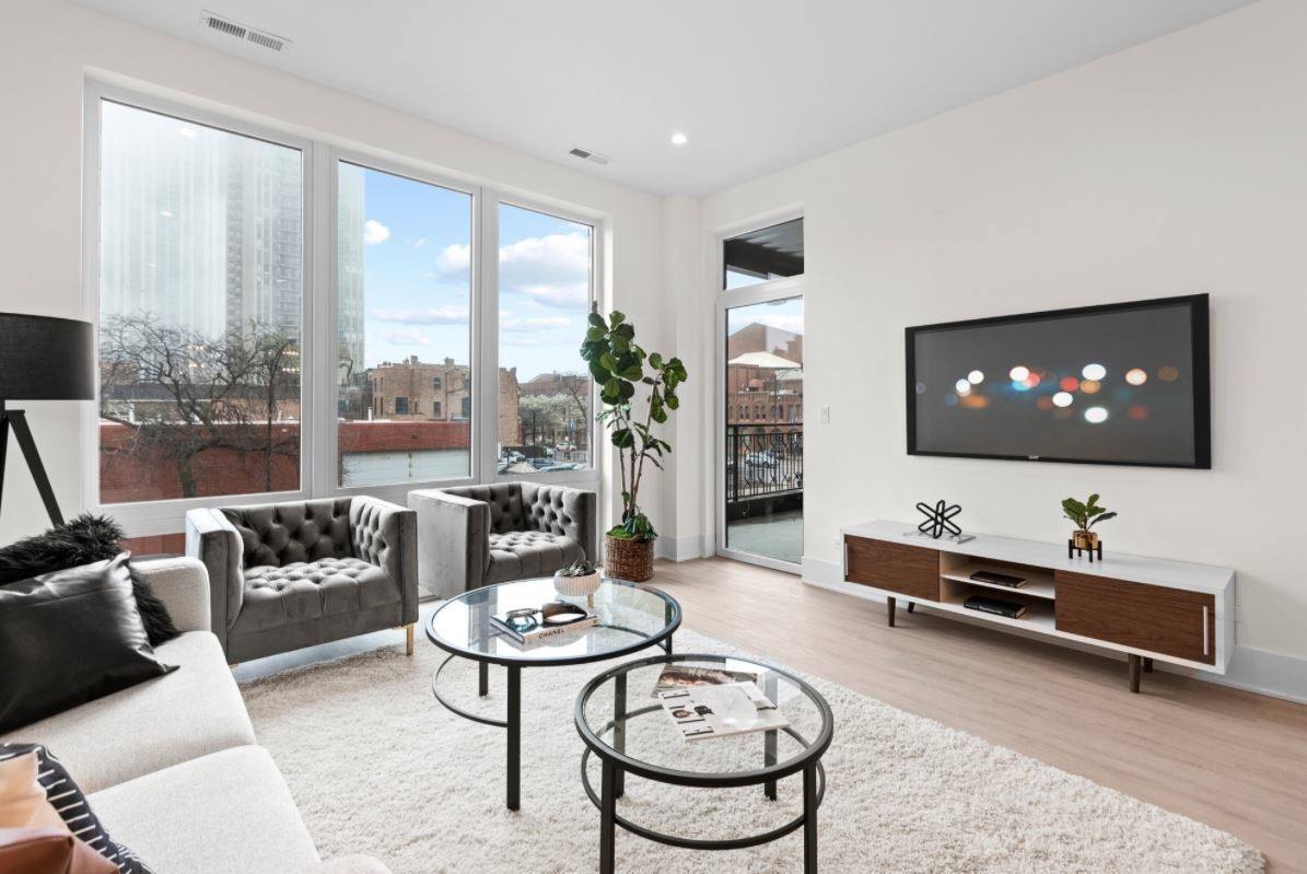 Apartment for rent at 159 W N Ave, Chicago, IL 60610