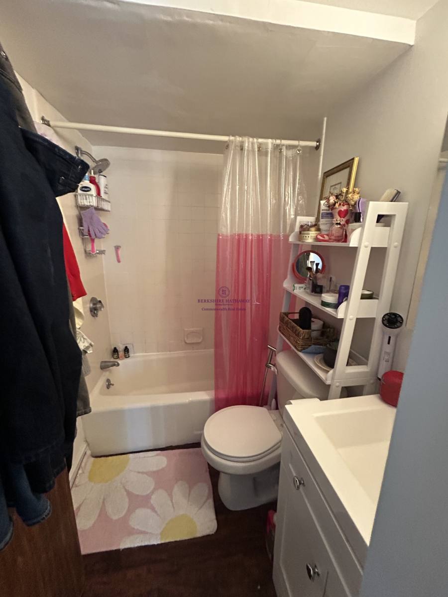 Apartment for rent at 872 Mass Ave #301, Cambridge, MA 02139