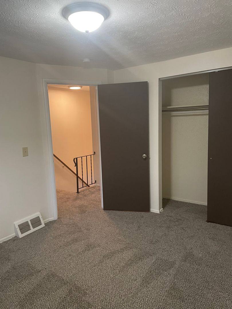 Apartment for rent at 7630-88 Stuhldreher, Massillon, OH 44646