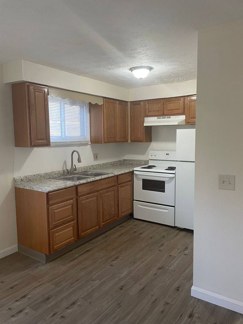 Apartment for rent at 7630-88 Stuhldreher, Massillon, OH 44646