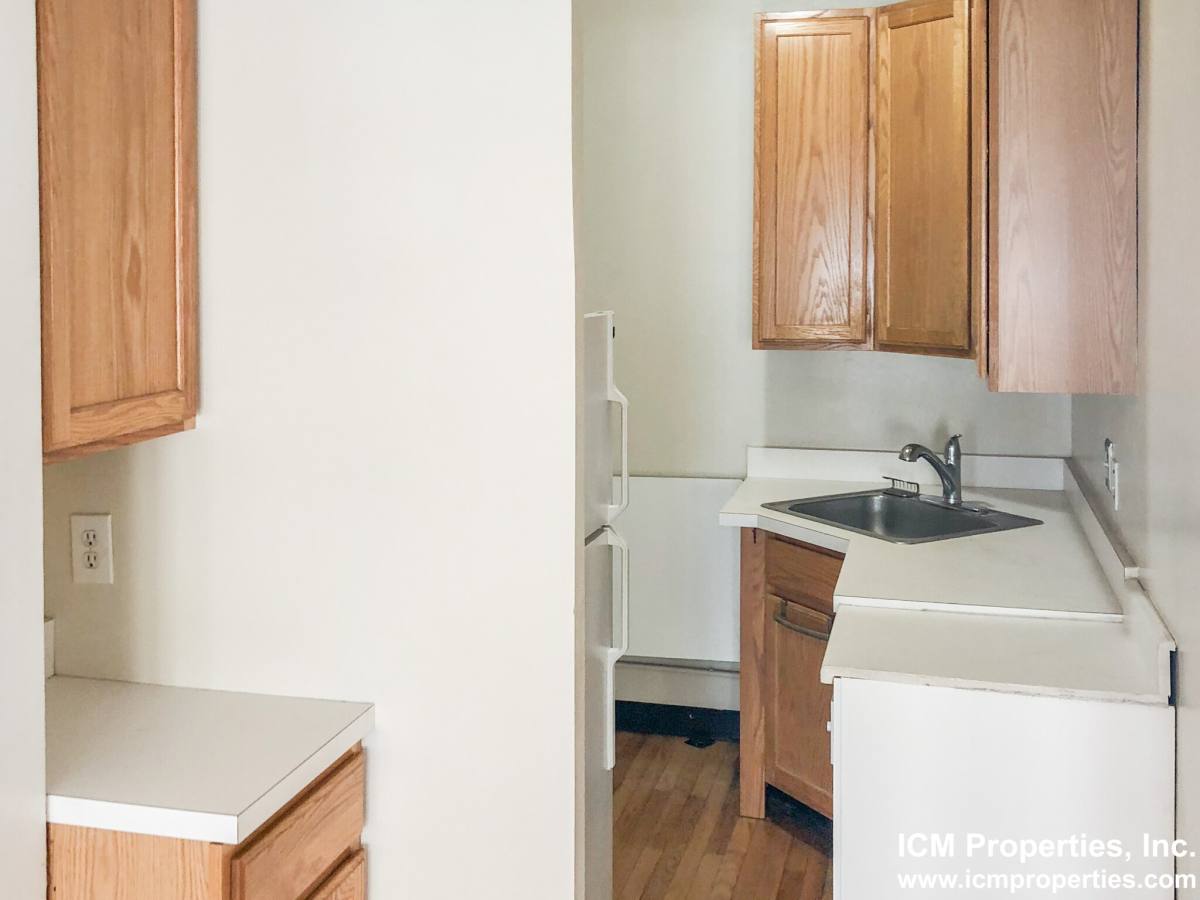 Apartment for rent at 3912 N Pine Grove Ave #3E, Chicago, IL 60613