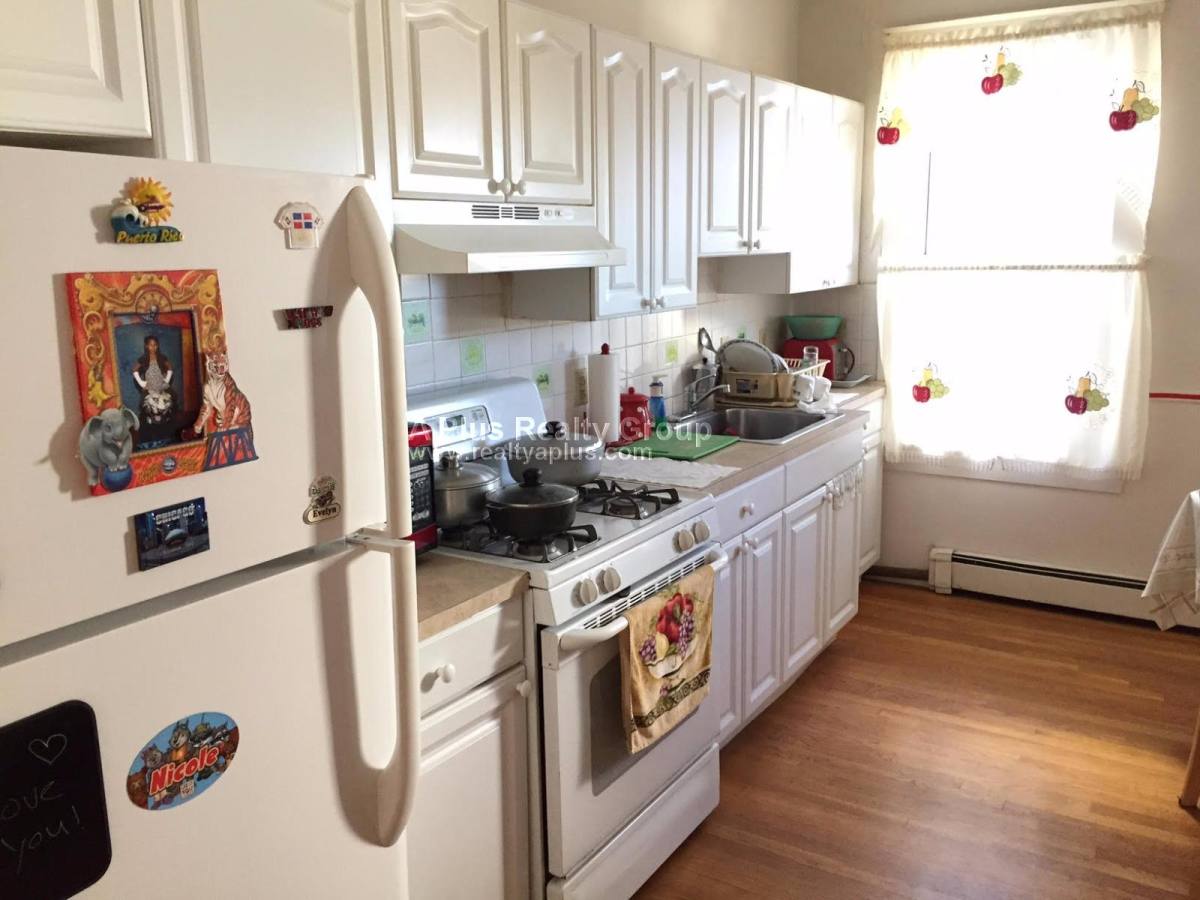 House for rent at 10 Buckley Ave #2, Jamaica Plain, MA 02130