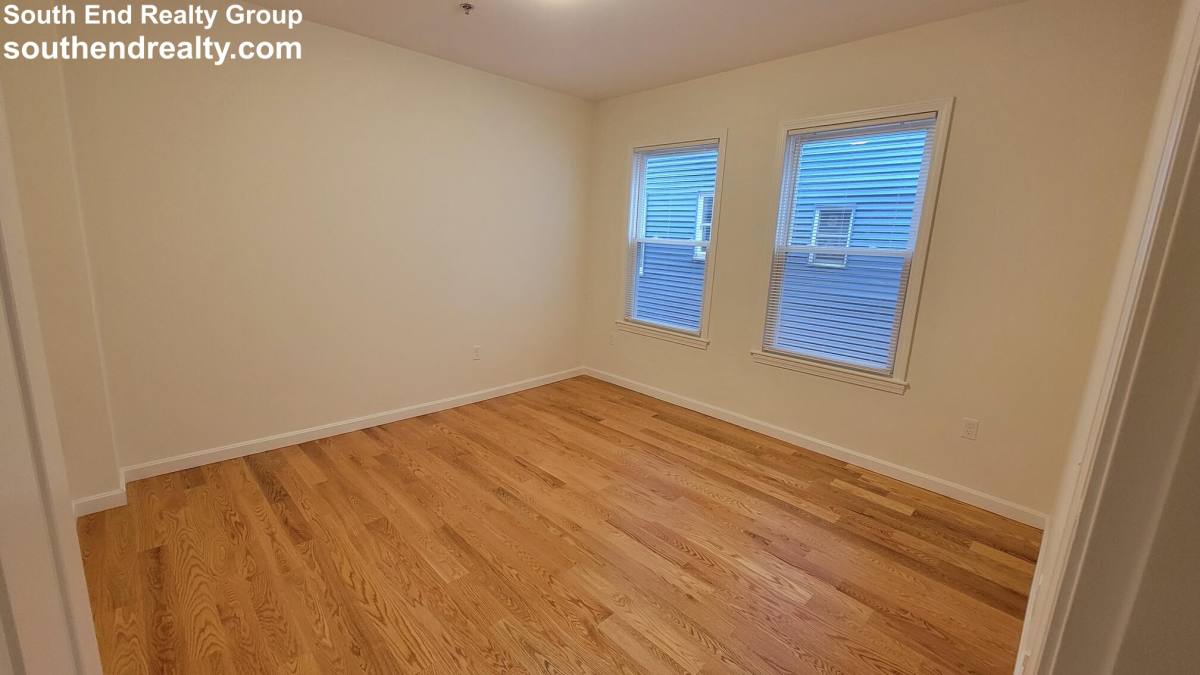 Apartment for rent at 920 Hyde Park Ave #1, Hyde Park, MA 02136