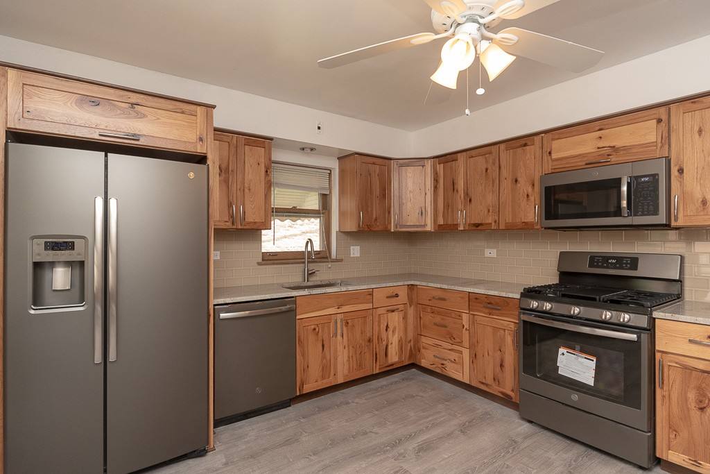 Apartment for rent at 6408 Raven #3, Chicago, IL 60631
