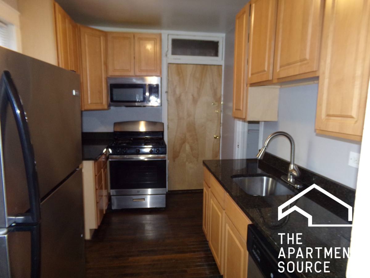 Apartment for rent at 3606 W Sunnyside Ave #3, Chicago, IL 60625