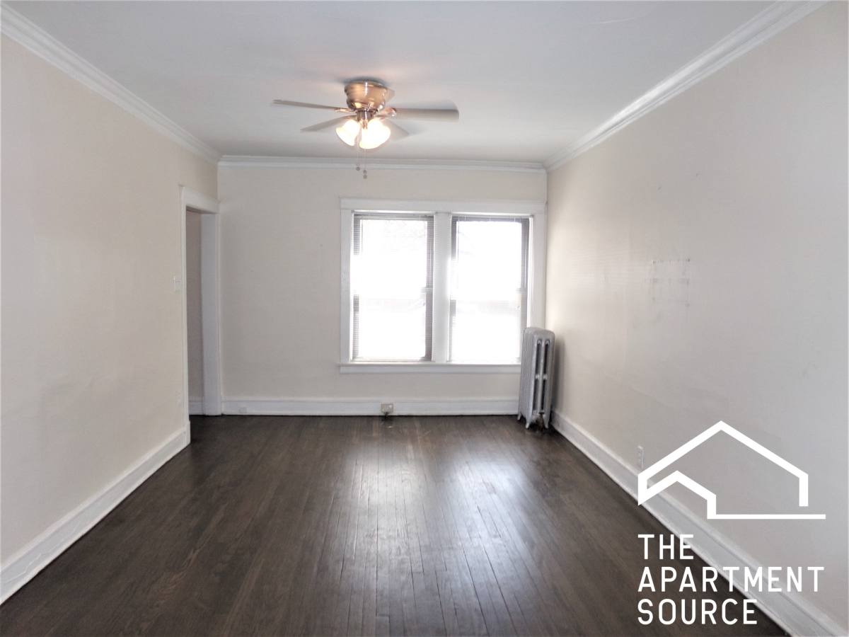 Apartment for rent at 3606 W Sunnyside Ave #3, Chicago, IL 60625