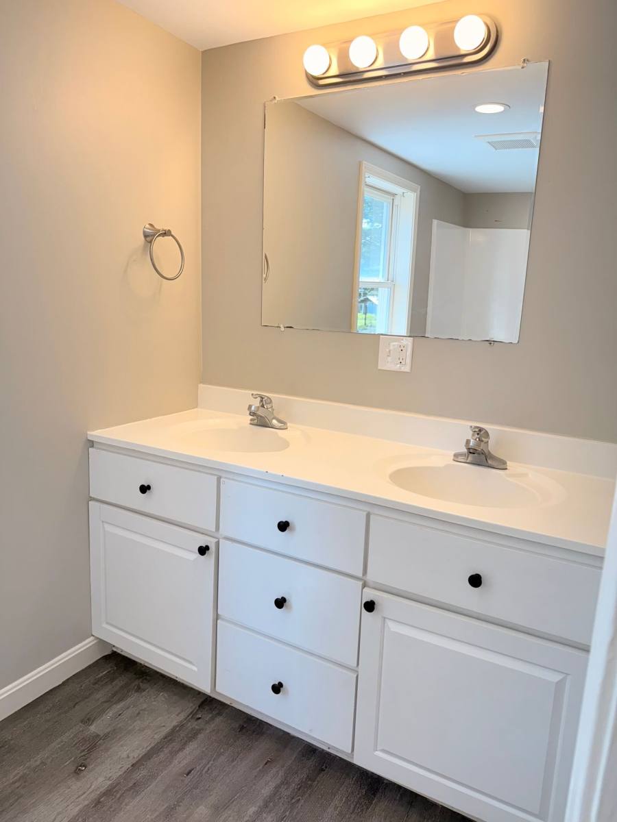 Apartment for rent at 31, 63, 77-79 Christian St, White River Junction, VT 05001