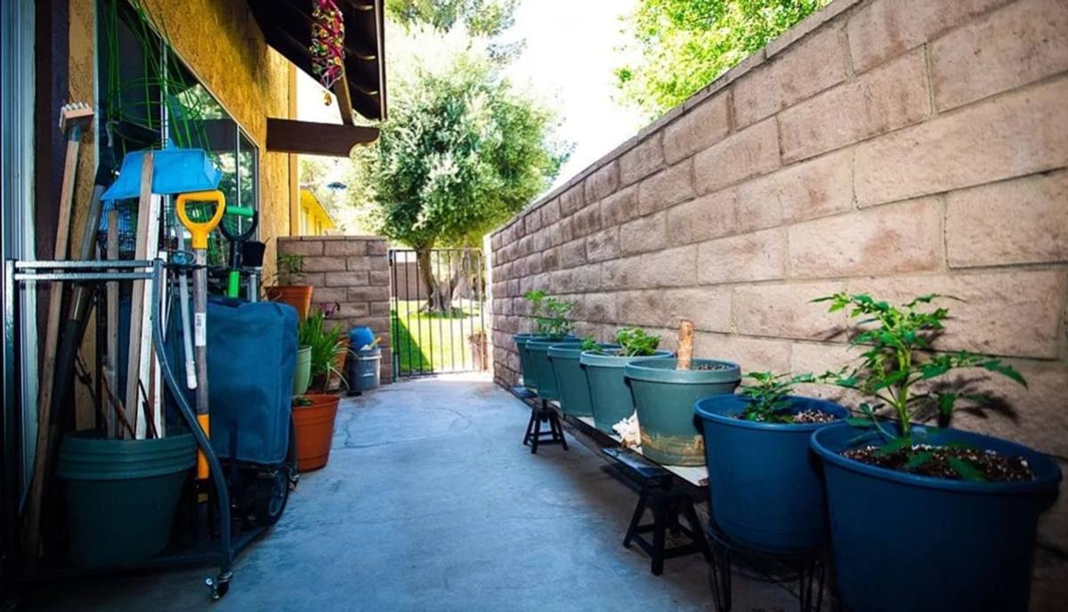 Condo for rent at 42935 15th St W, Lancaster, CA 93534
