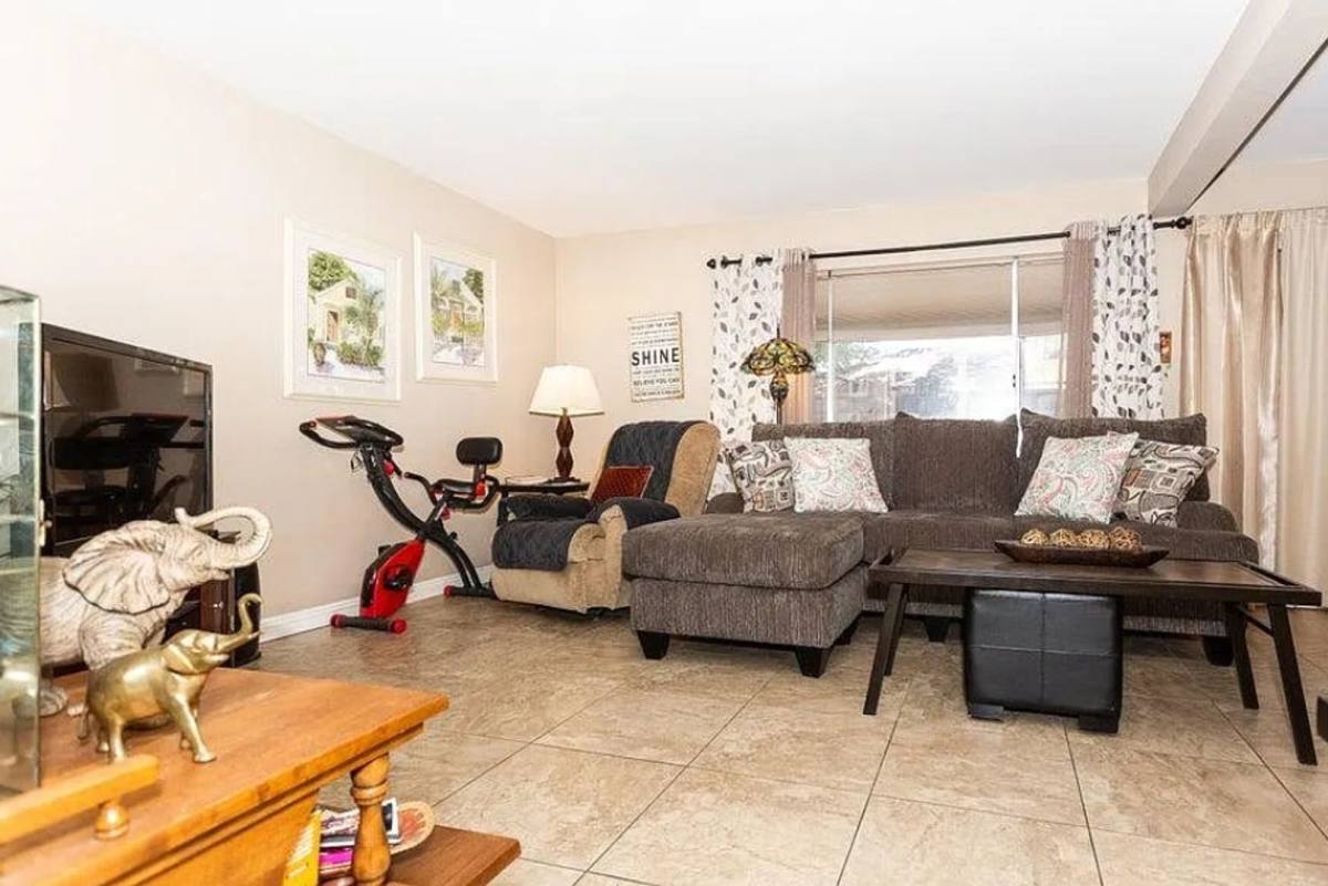 Condo for rent at 42935 15th St W, Lancaster, CA 93534
