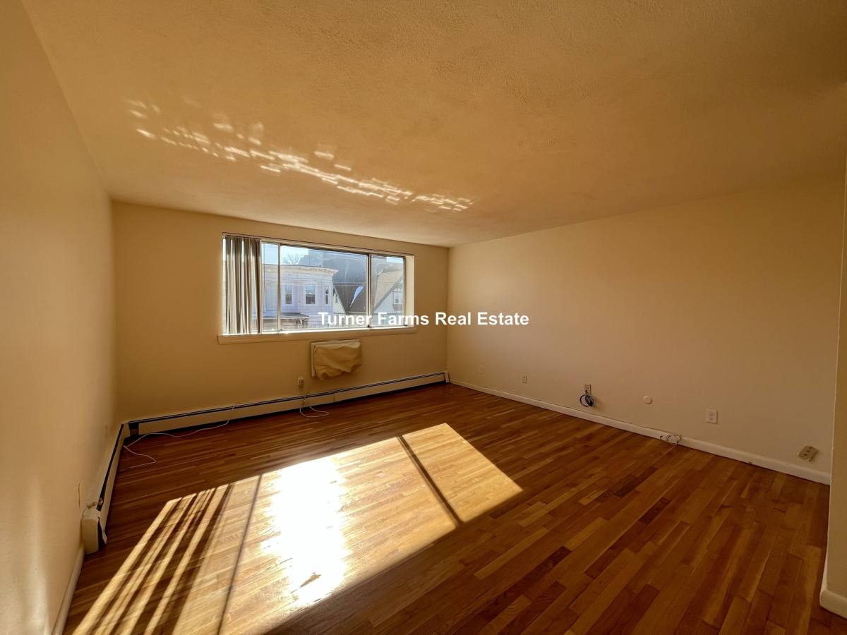 Apartment for rent at 88 Gardner St #30, Allston, MA 02134
