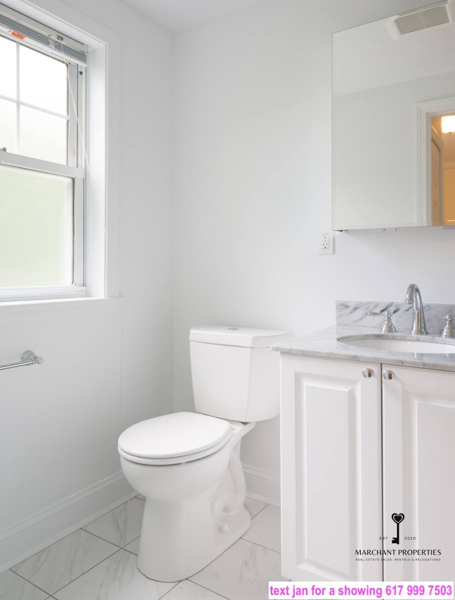 Townhouse for rent at 125 Edgemere Rd #148, West Roxbury, MA 02132