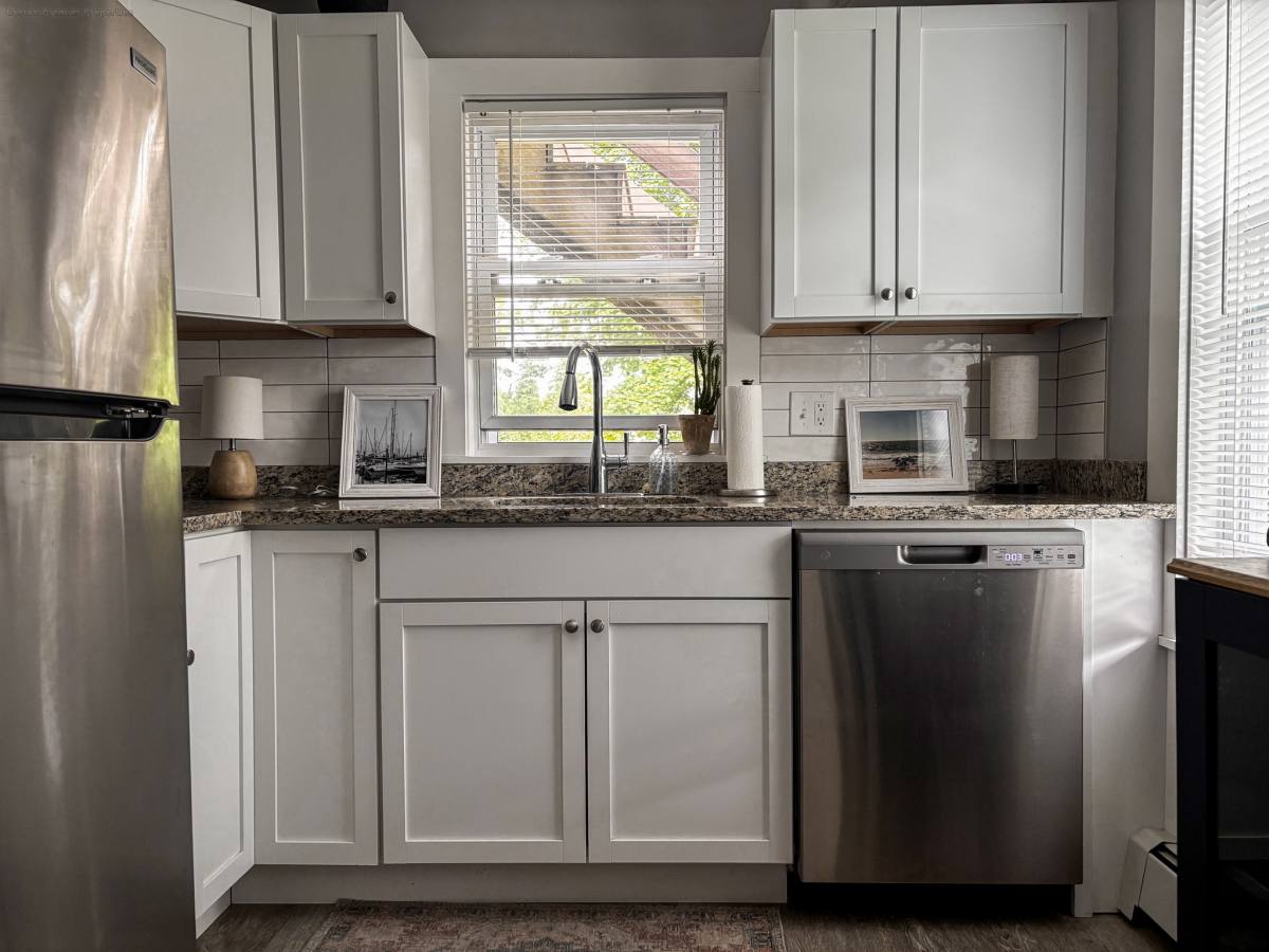 Apartment for rent at 47 Laurel St #1, East Weymouth, MA 02189