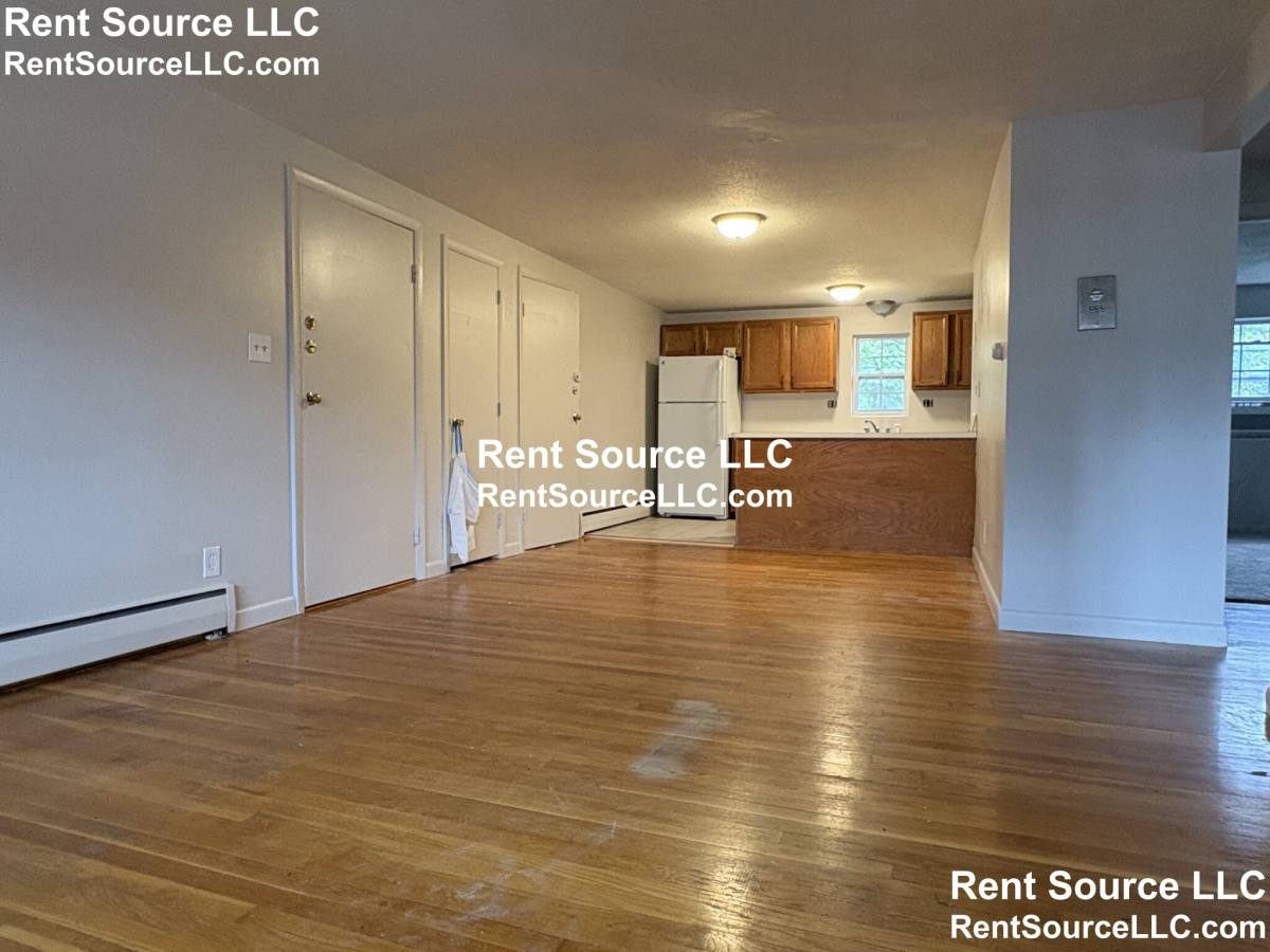 Apartment for rent at 29-2 Arlington Rd #6, Woburn, MA 01801