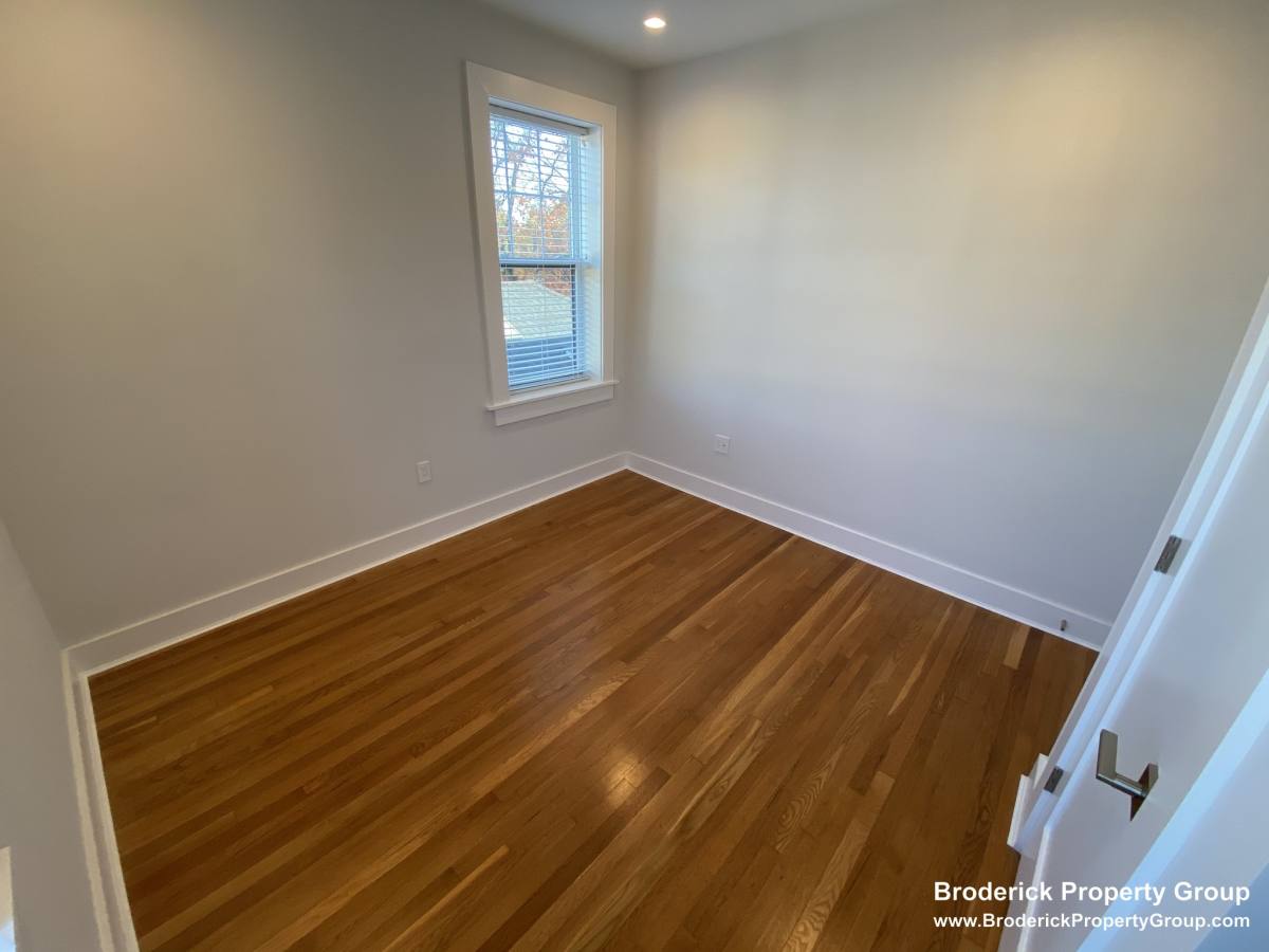 Apartment for rent at 18 Forest St #43, Cambridge, MA 02140