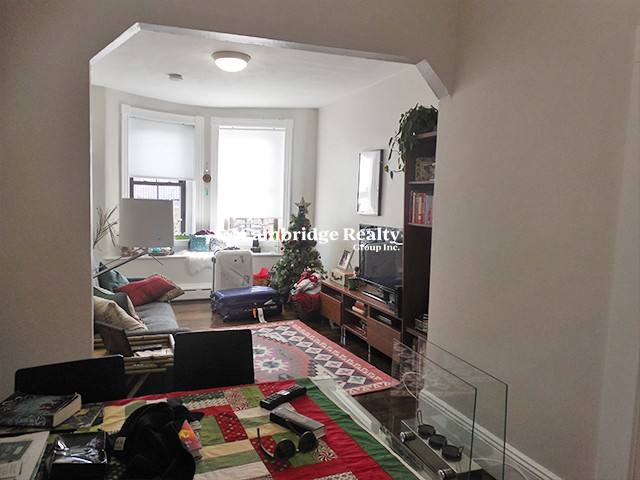 Apartment for rent at 114 Willow St #2T, Cambridge, MA 02141