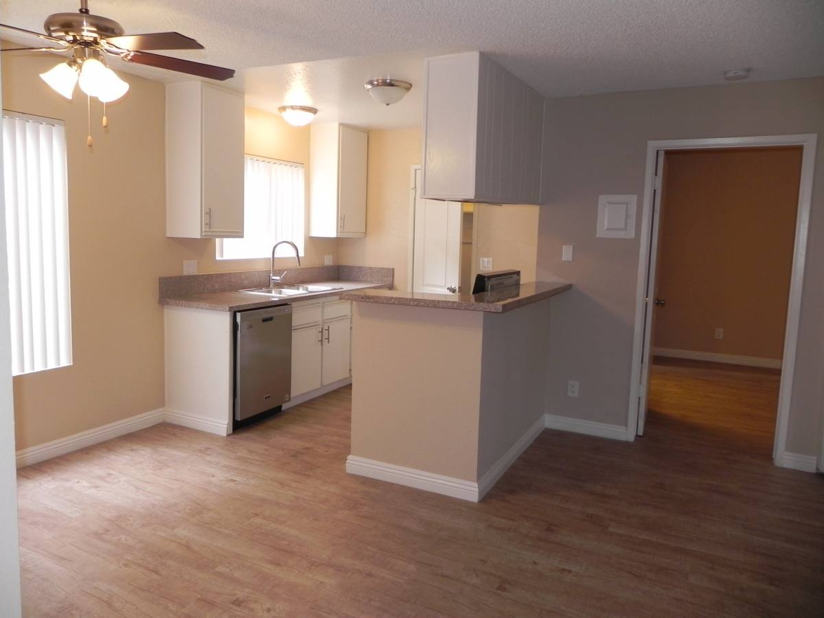 Apartment for rent at 8602 Chapman Ave, Garden Grove, CA 92841