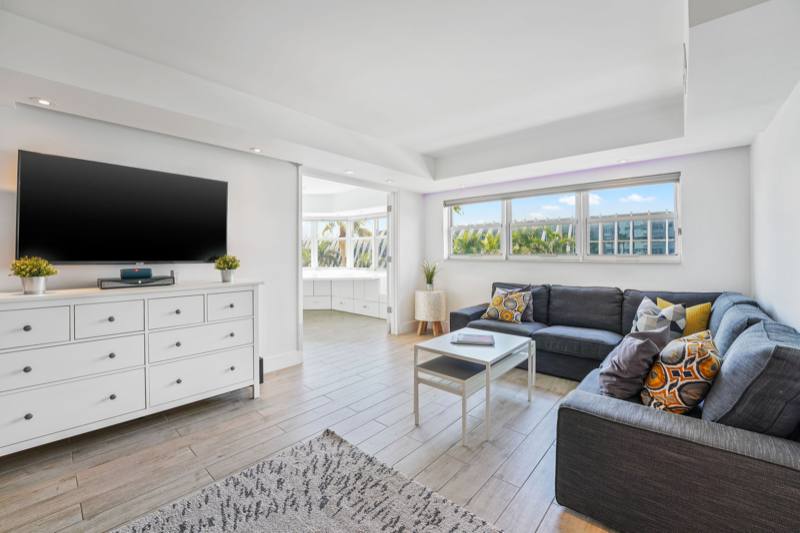 Apartment for rent at 1881 Washington Ave #5H, Miami Beach, FL 33139
