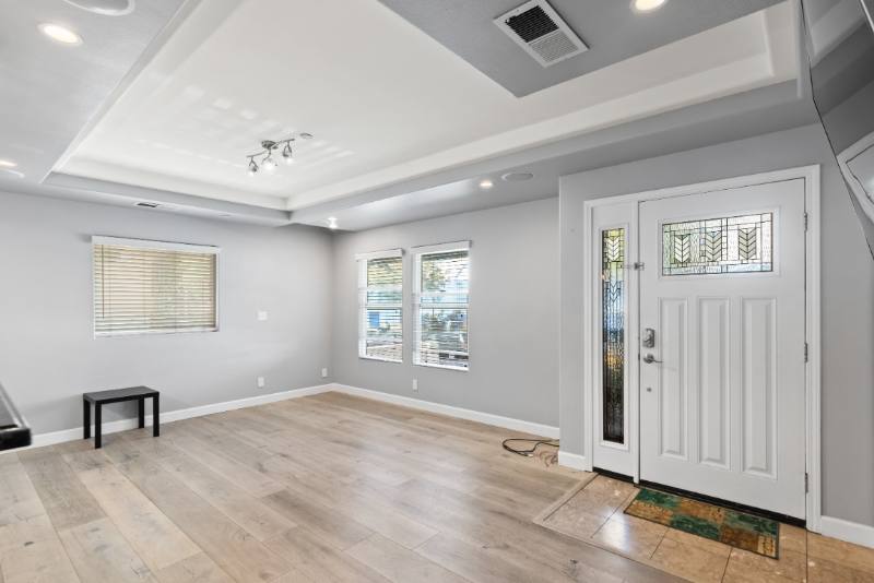 Townhouse for rent at 108 Balbach St, San Jose, CA 95110