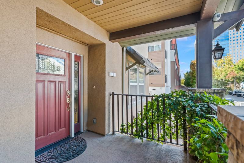 Townhouse for rent at 108 Balbach St, San Jose, CA 95110