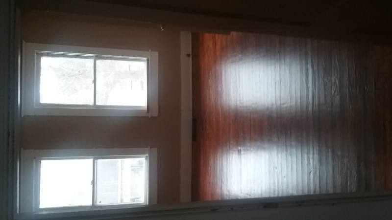 House for rent at 1122 Madeline St, Jefferson City, MO 65101