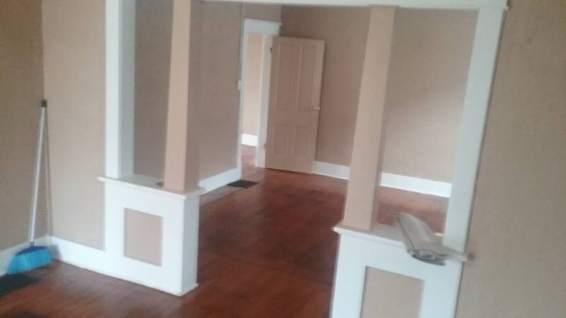 House for rent at 1122 Madeline St, Jefferson City, MO 65101