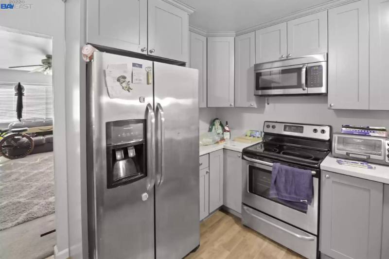 Apartment for rent at 22426 N 5th St, Castro Valley, CA 94546