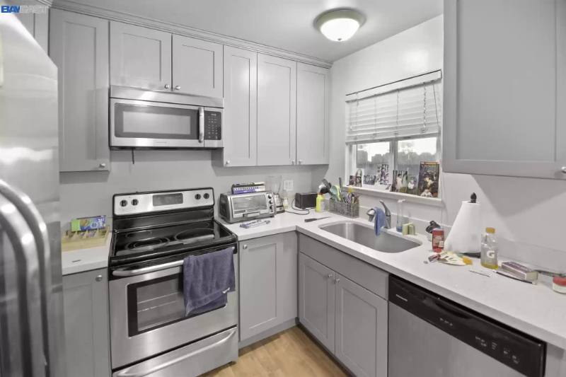 Apartment for rent at 22426 N 5th St, Castro Valley, CA 94546