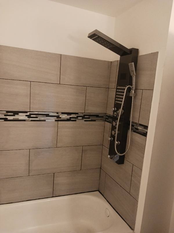 Apartment for rent at 2210 W Warren Blvd, Chicago, IL 60612