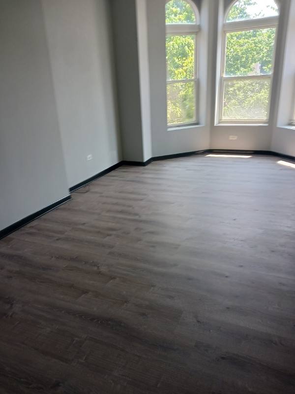 Apartment for rent at 2210 W Warren Blvd, Chicago, IL 60612