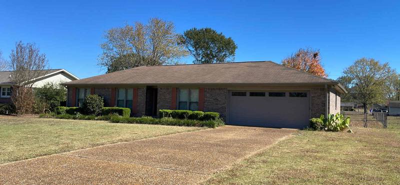 House for rent at 206 Mary Lee Dr, Florence, AL 35634