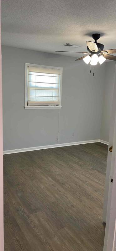 House for rent at 206 Mary Lee Dr, Florence, AL 35634
