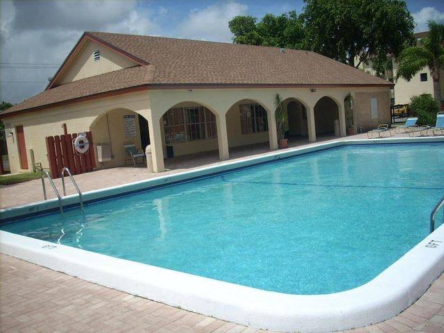 Condo for rent at 470 NW 20th St #115, Boca Raton, FL 33431