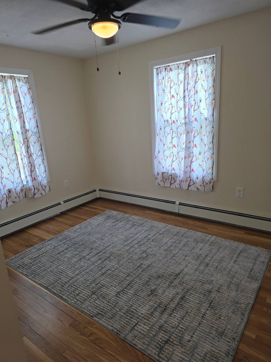 House for rent at 15 Holly Dr, Nashua, NH 03064