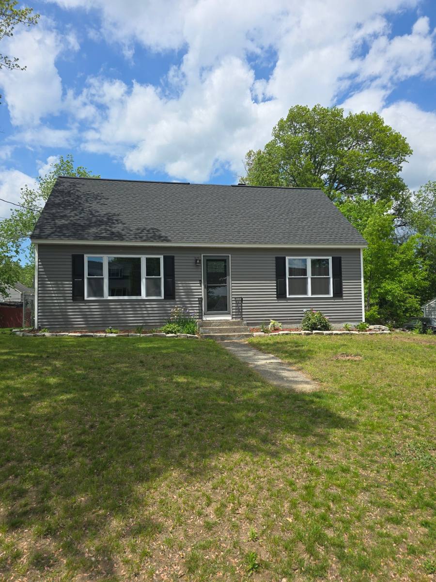 House for rent at 15 Holly Dr, Nashua, NH 03064