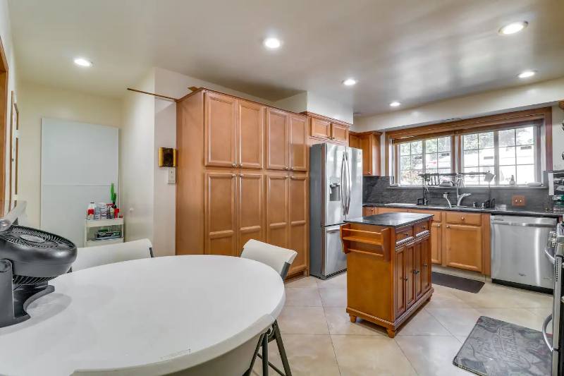 House for rent at 16332 Nordhoff St, North Hills, CA 91343