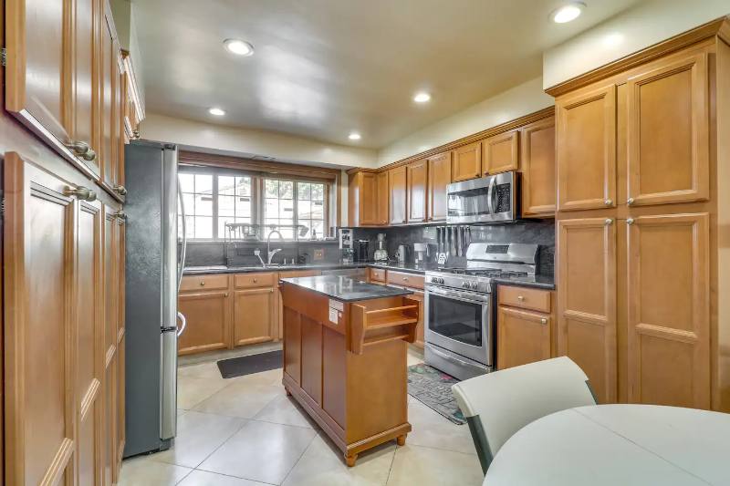 House for rent at 16332 Nordhoff St, North Hills, CA 91343