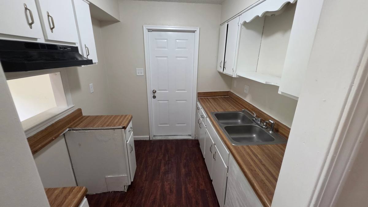 House for rent at 613 McWhirter Ave, Memphis, TN 38127