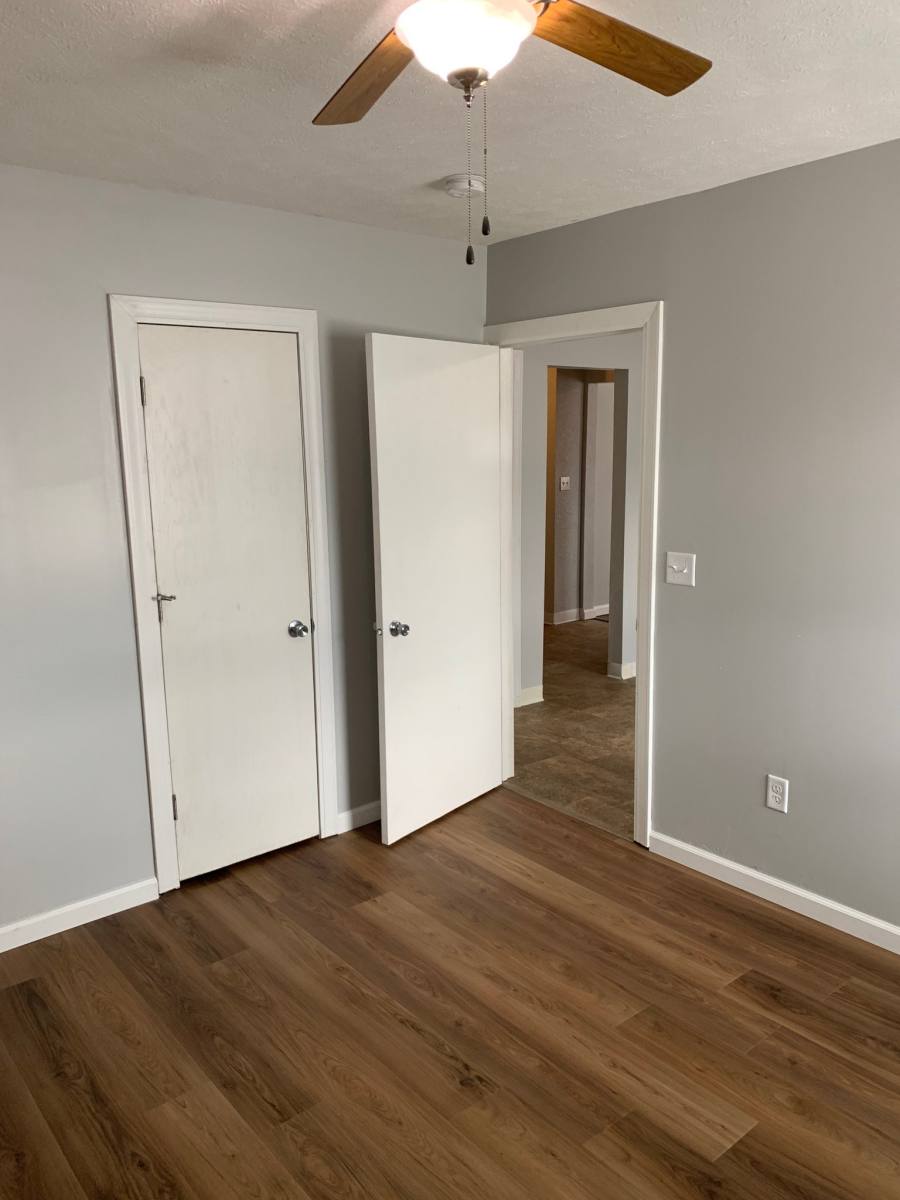 Apartment for rent at 112 S Virginia St #A, Rockville, IN 47872
