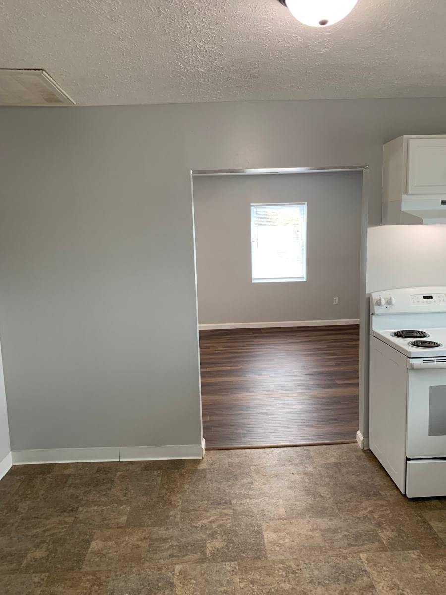 Apartment for rent at 112 S Virginia St #A, Rockville, IN 47872
