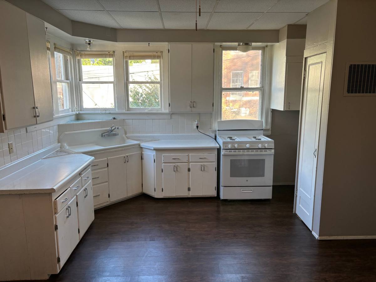 Apartment for rent at 600 N Main St #B, Edwardsville, IL 62025