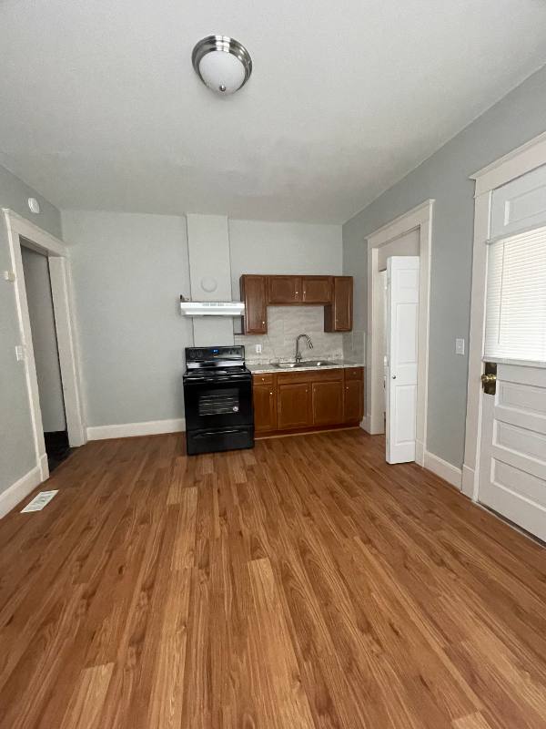 Apartment for rent at 22 Hendricks Place #22, Indianapolis, IN 46201